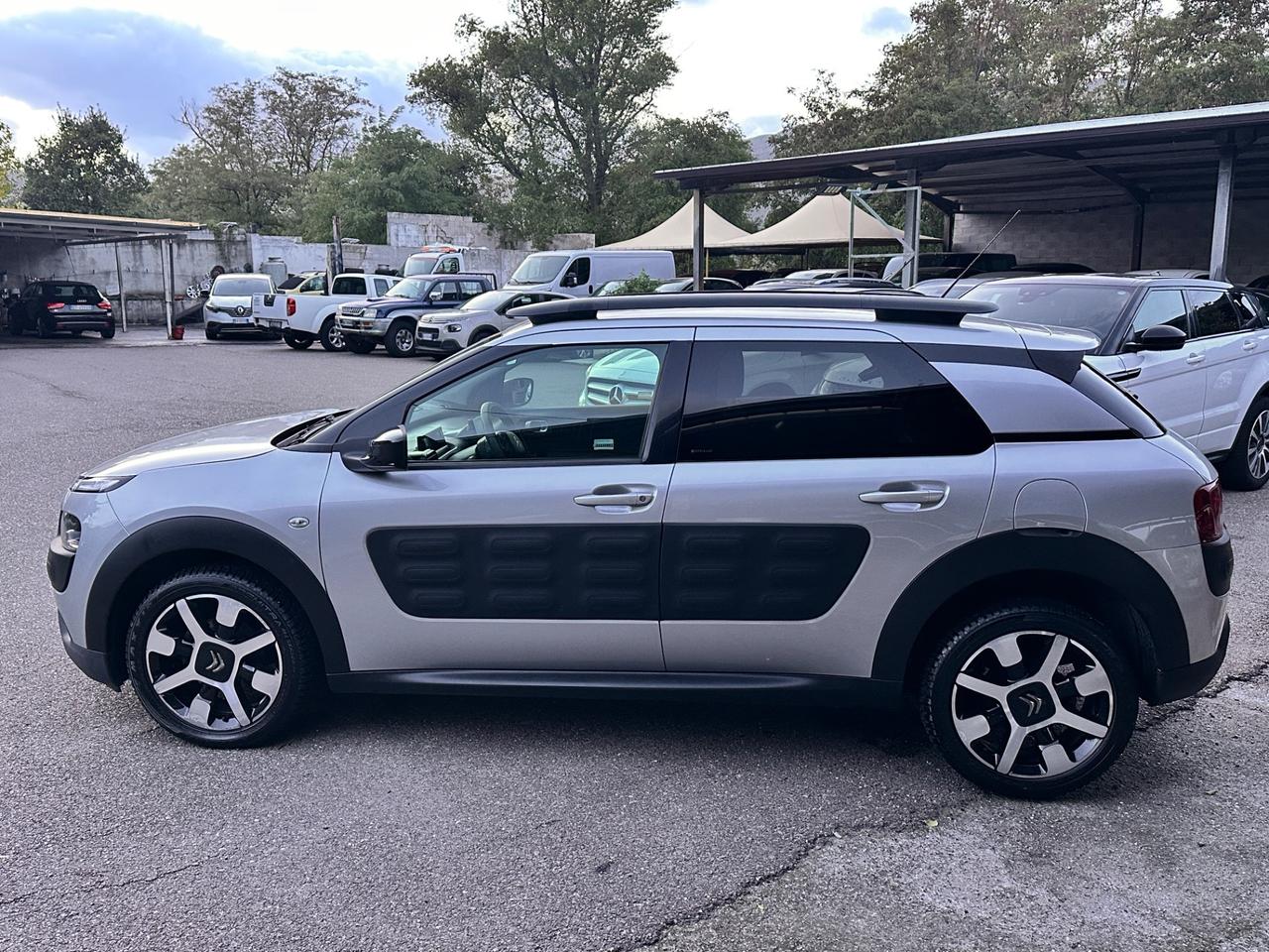 Citroen C4 Cactus BlueHDi 100 S&S Shine