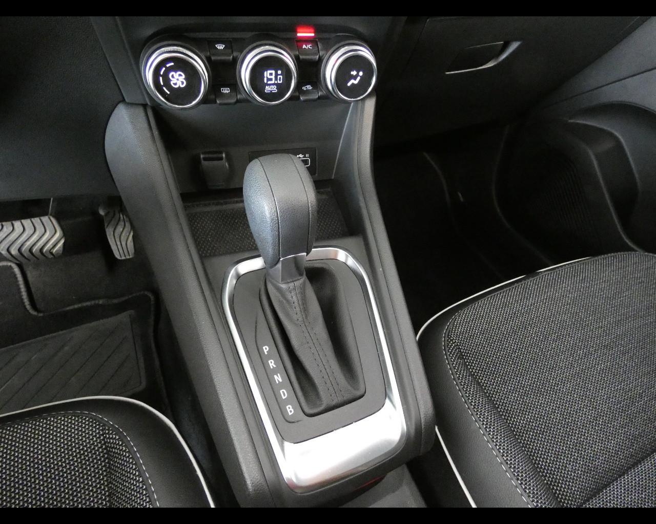 RENAULT Captur 2ª serie - Captur Full Hybrid E-Tech 145 CV Techno