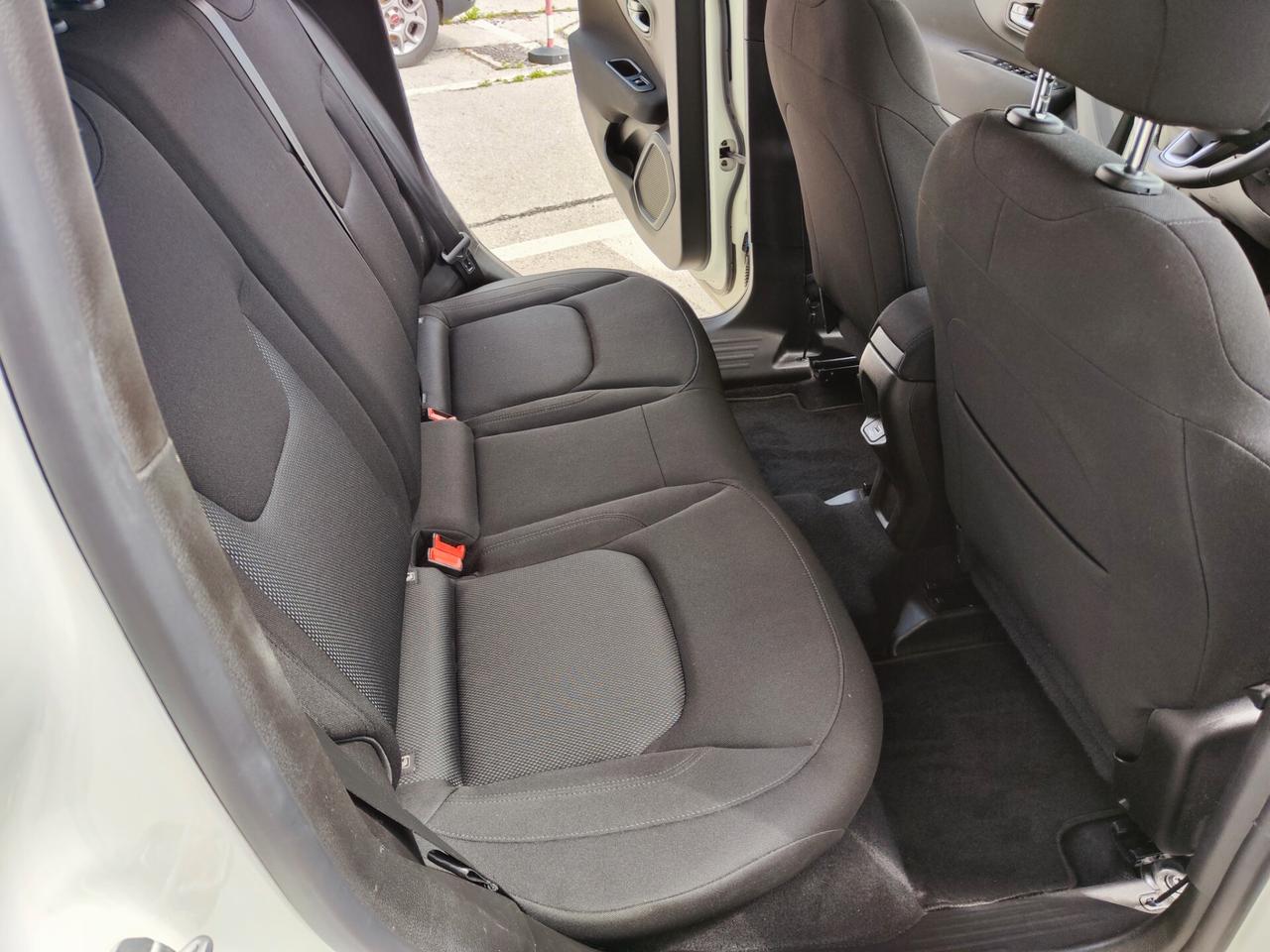 Jeep Renegade 1.0 120cv GPL Longitude