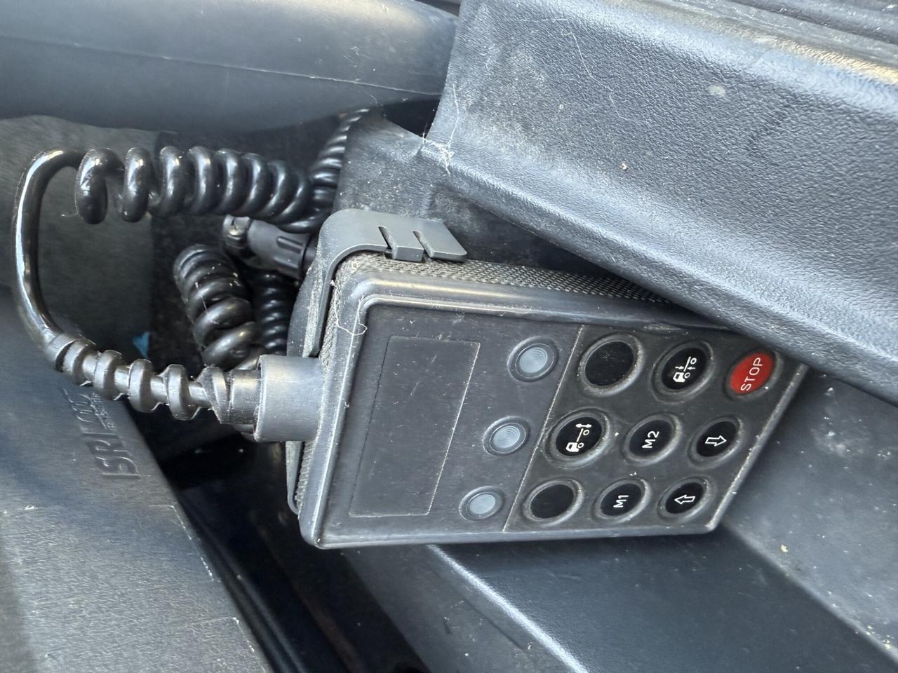 IVECO Eurocargo E5 100E22 con sponda idraulica e s