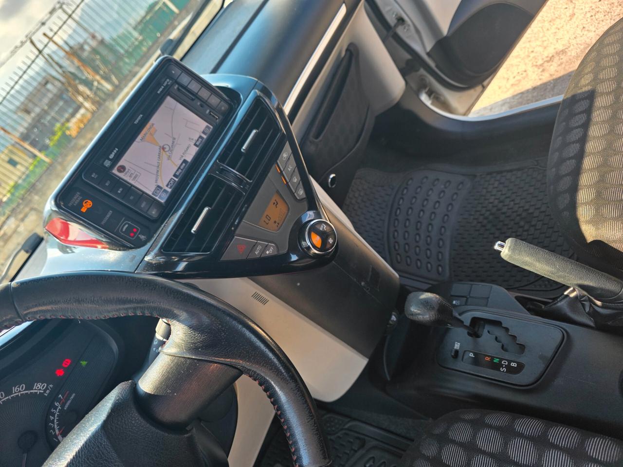 Toyota iQ 1.3 Executive