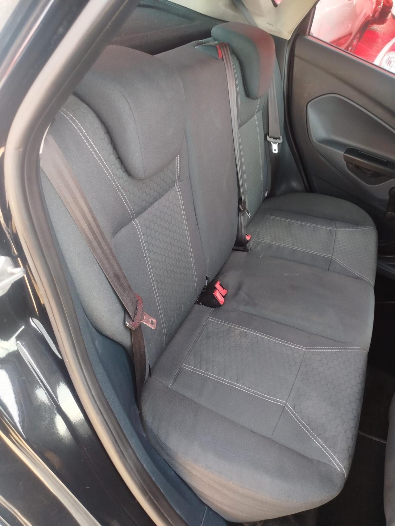 Ford Fiesta 1.4 BENZ/ GPL DI SERIE