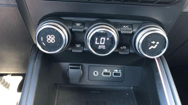 Renault Clio 1.0 tce Techno 90cv ***