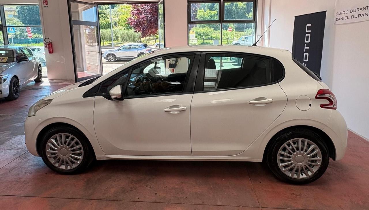 Peugeot 208 Diesel 1.4 HDi CV 68 KW 50 Per NEOPATENTATI Km 191.970 garanzia 12 mesi