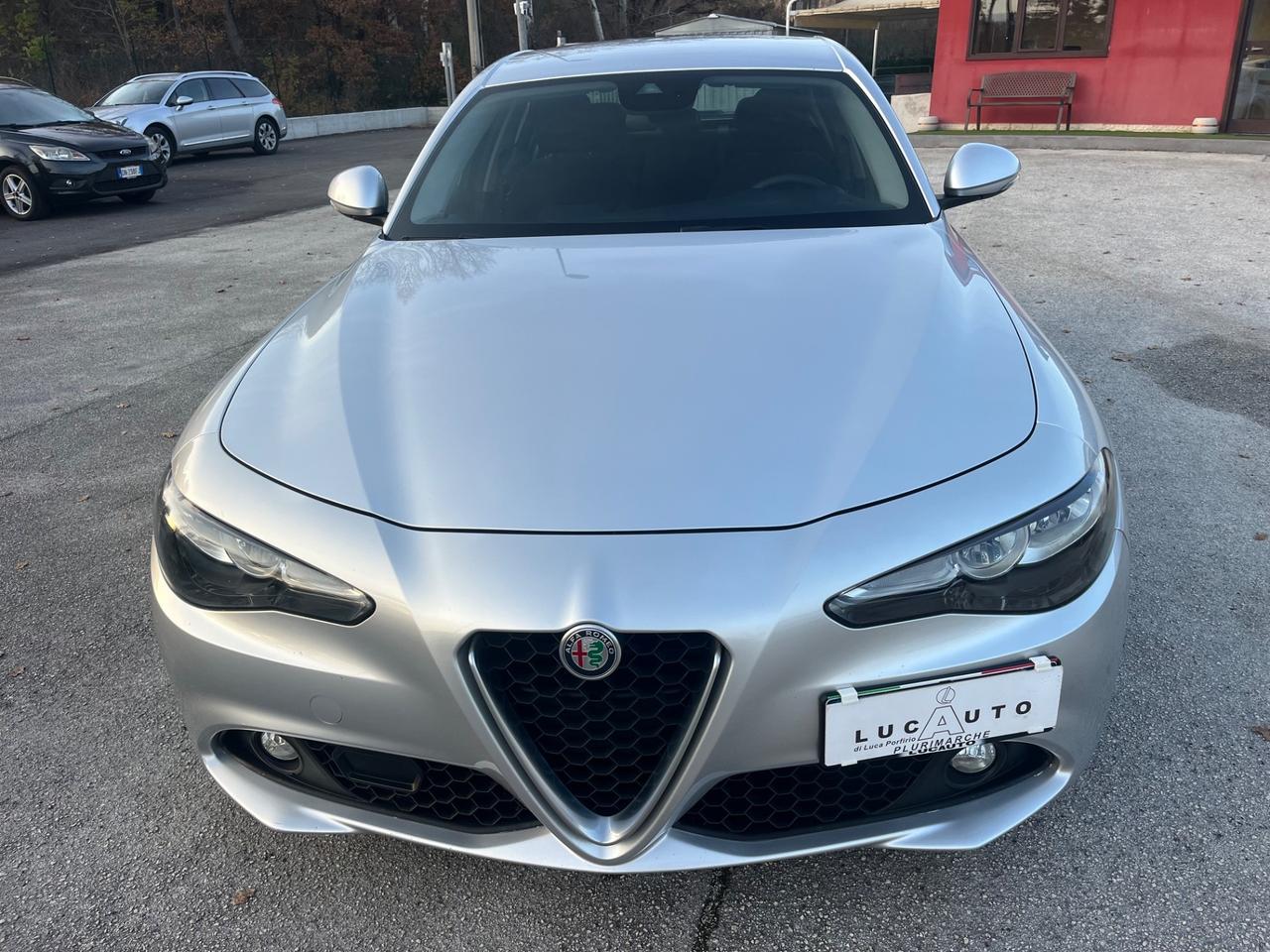 Alfa Romeo Giulia 2.2 Turbodiesel 150 CV AT8