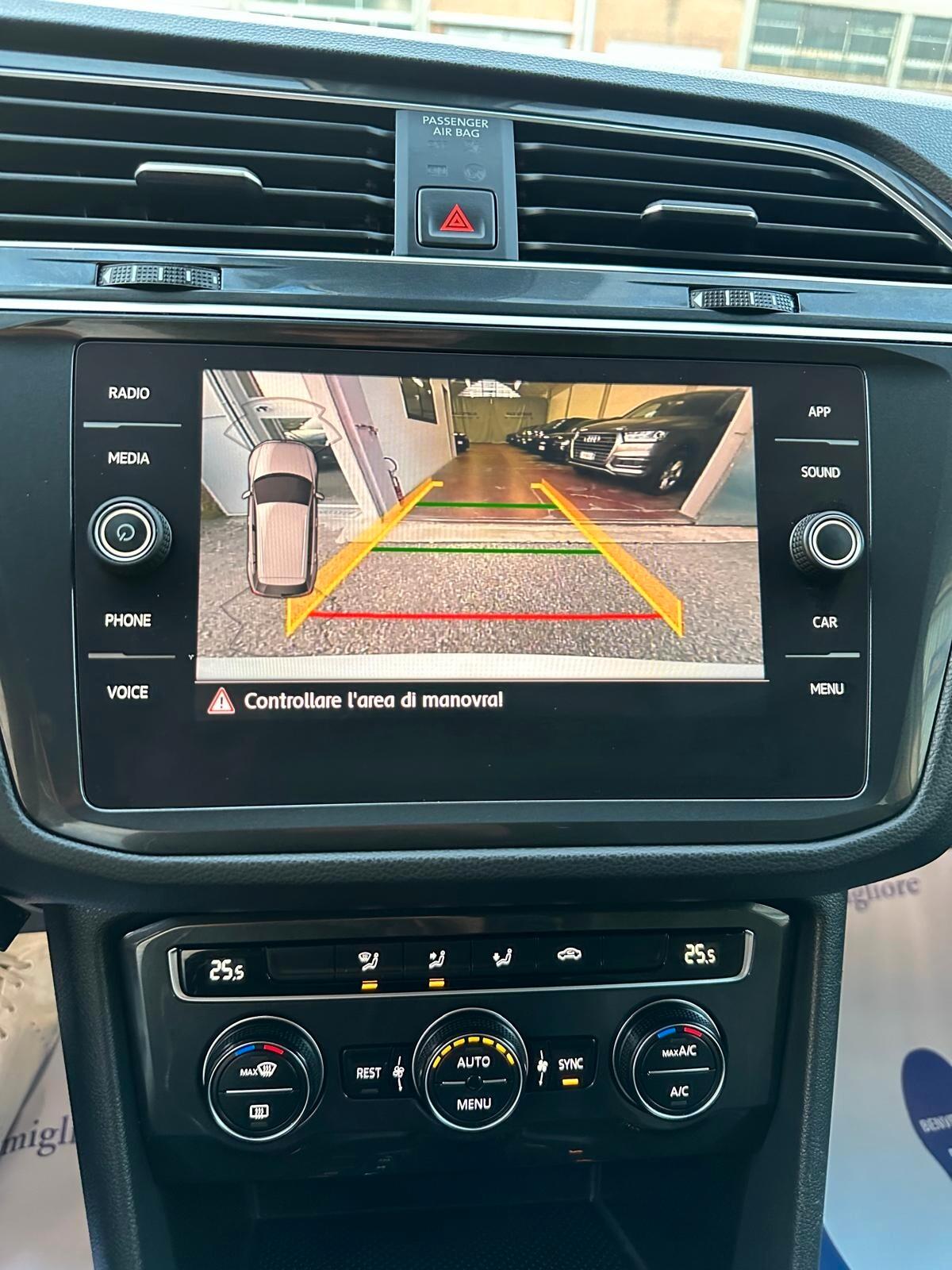 Volkswagen Tiguan 2.0 TDI DSG R-LINE