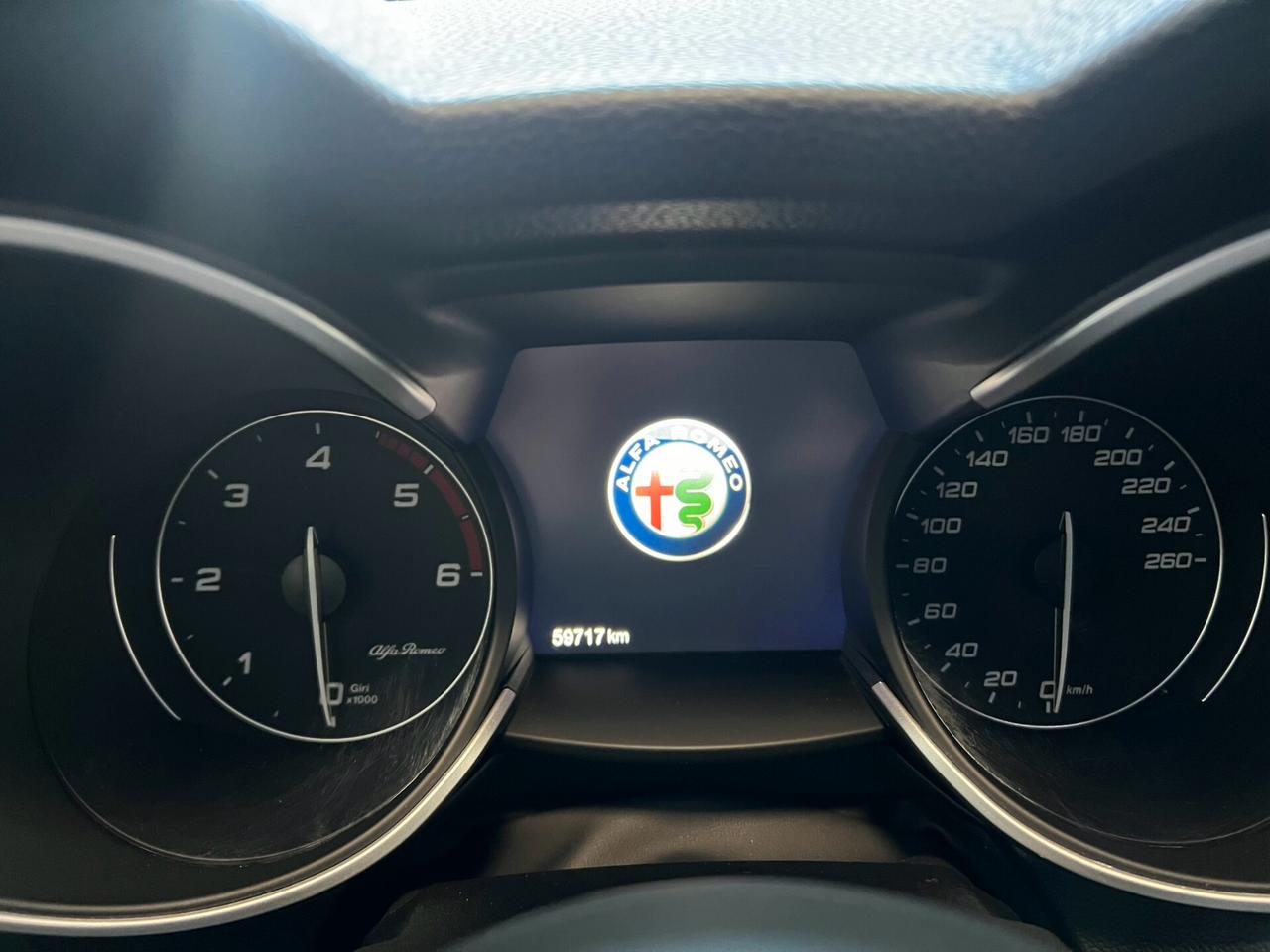 Alfa Romeo Stelvio 2.2 Turbodiesel 190 CV AT8 RWD Business