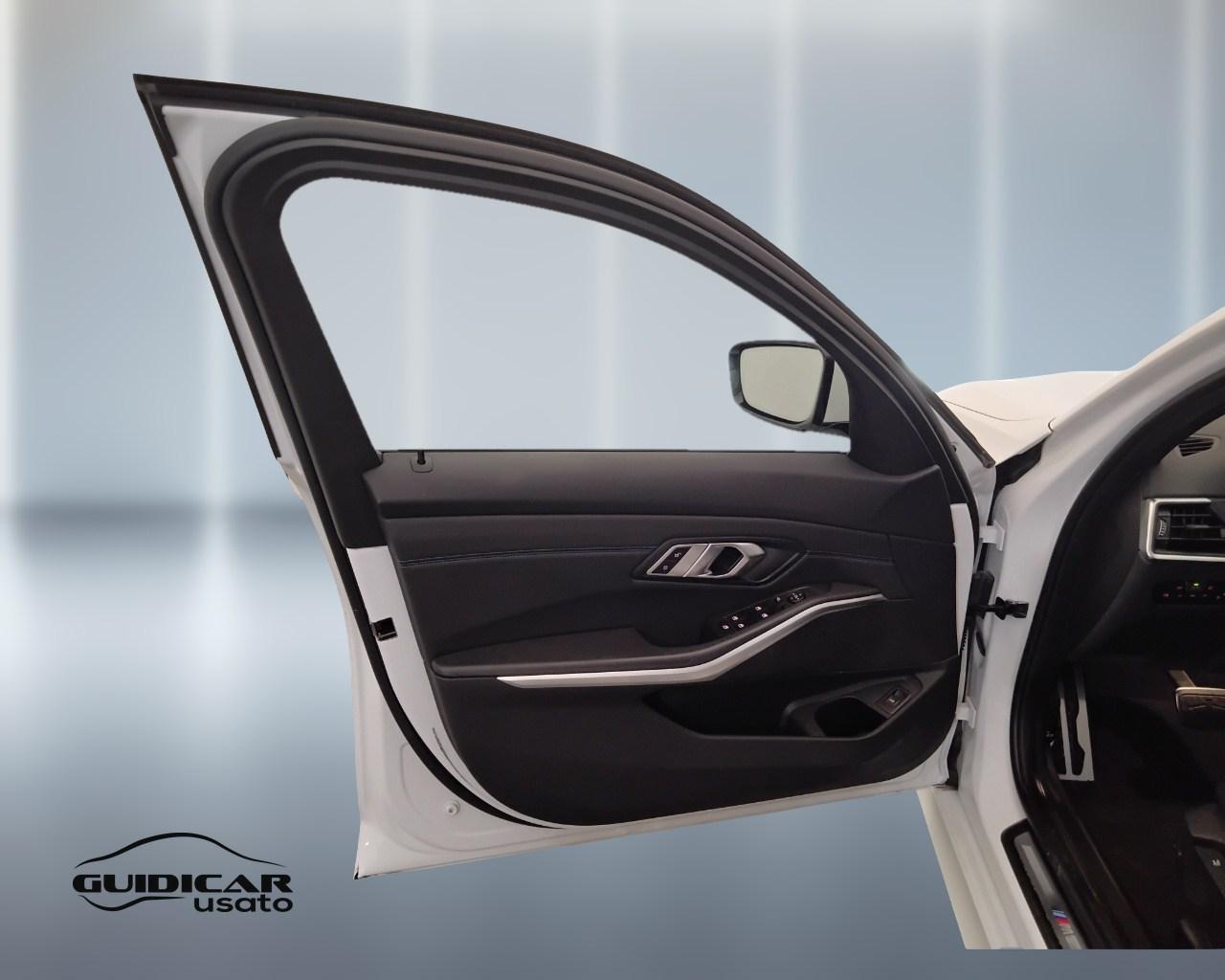 BMW Serie 3 G21 2022 Touring - 320d Touring mhev 48V MSport auto