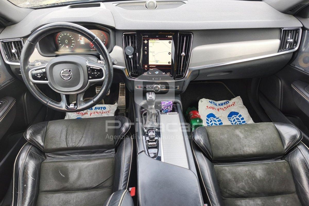 VOLVO V90 D4 R-design