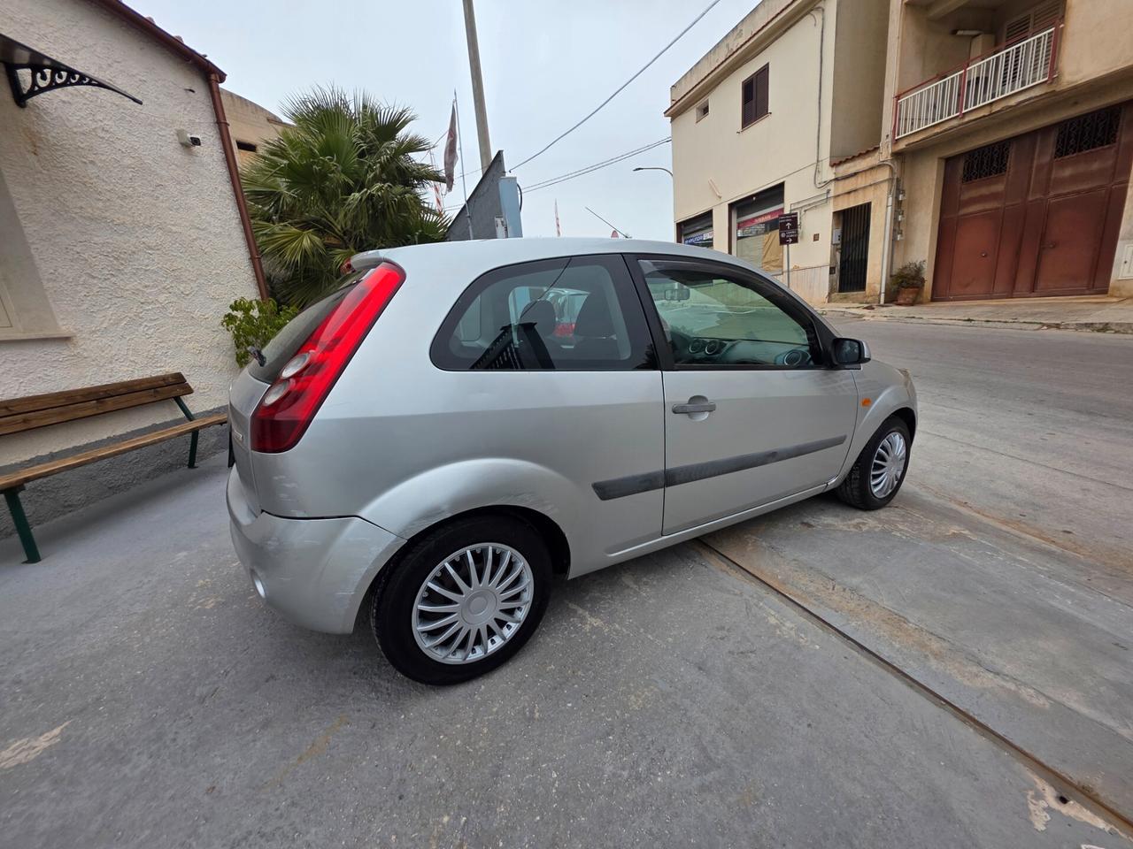 Ford Fiesta 1.4 TDCi 3p. Ghia