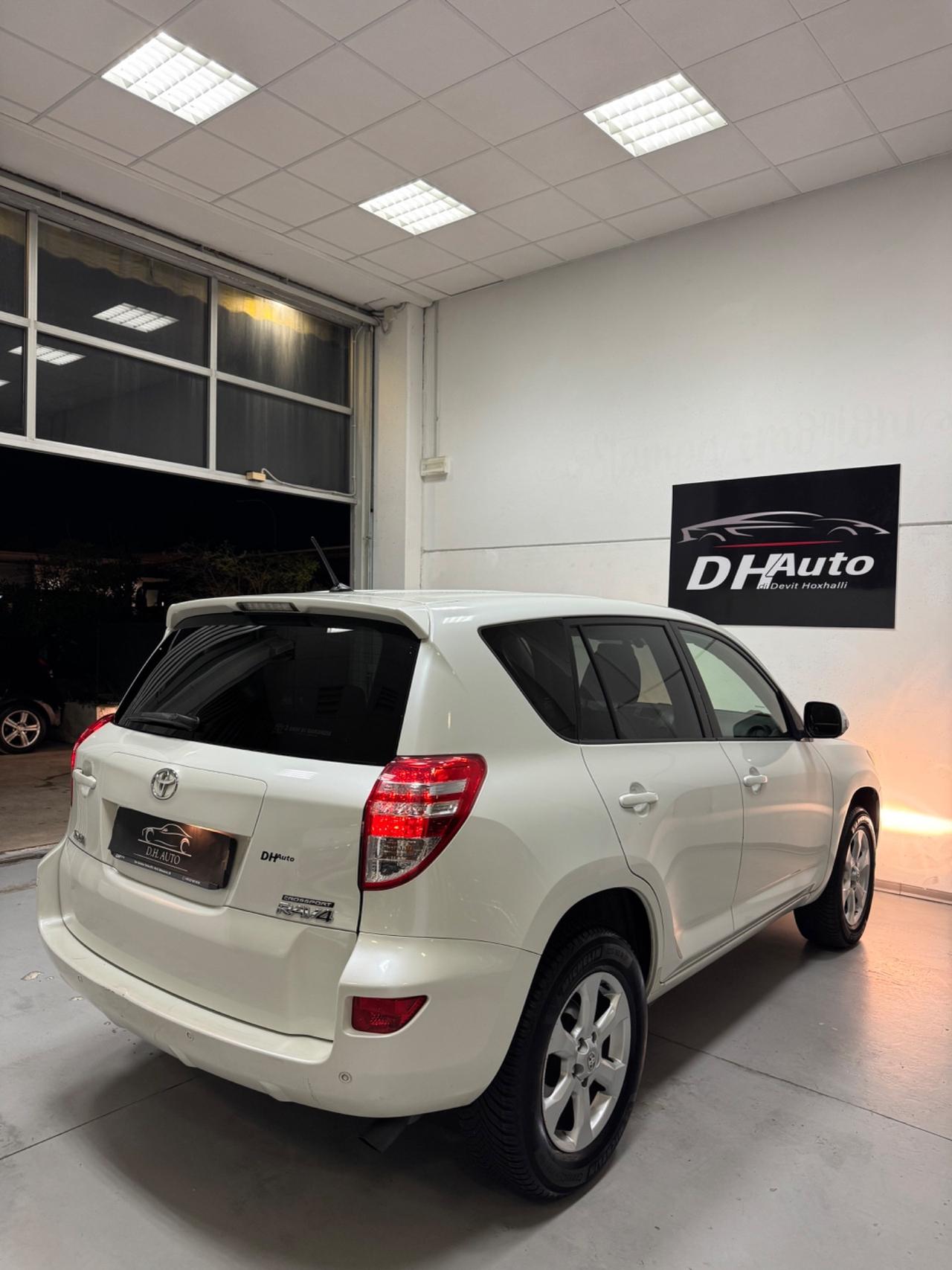 Toyota RAV 4 RAV4 Crossport 2.2 D-4D 150 CV Lounge