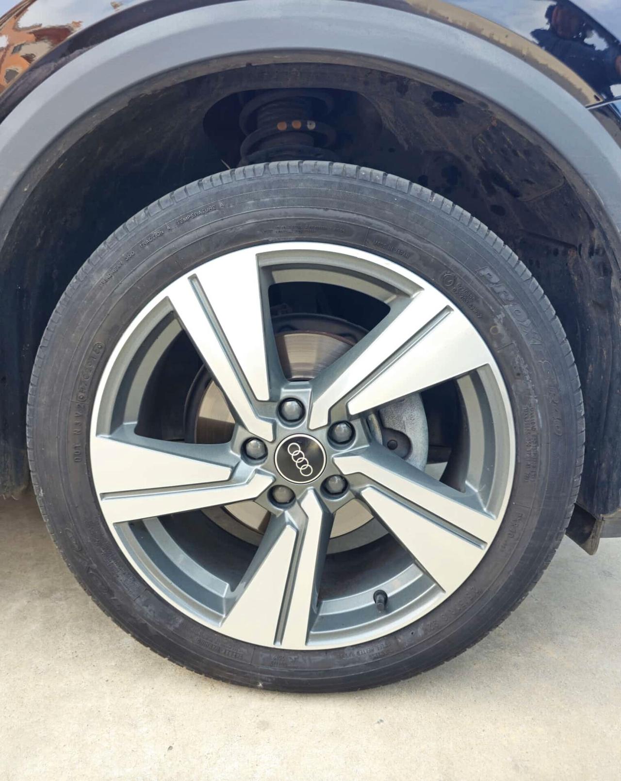 Audi Q2 30 TDI S tronic Business Advanced