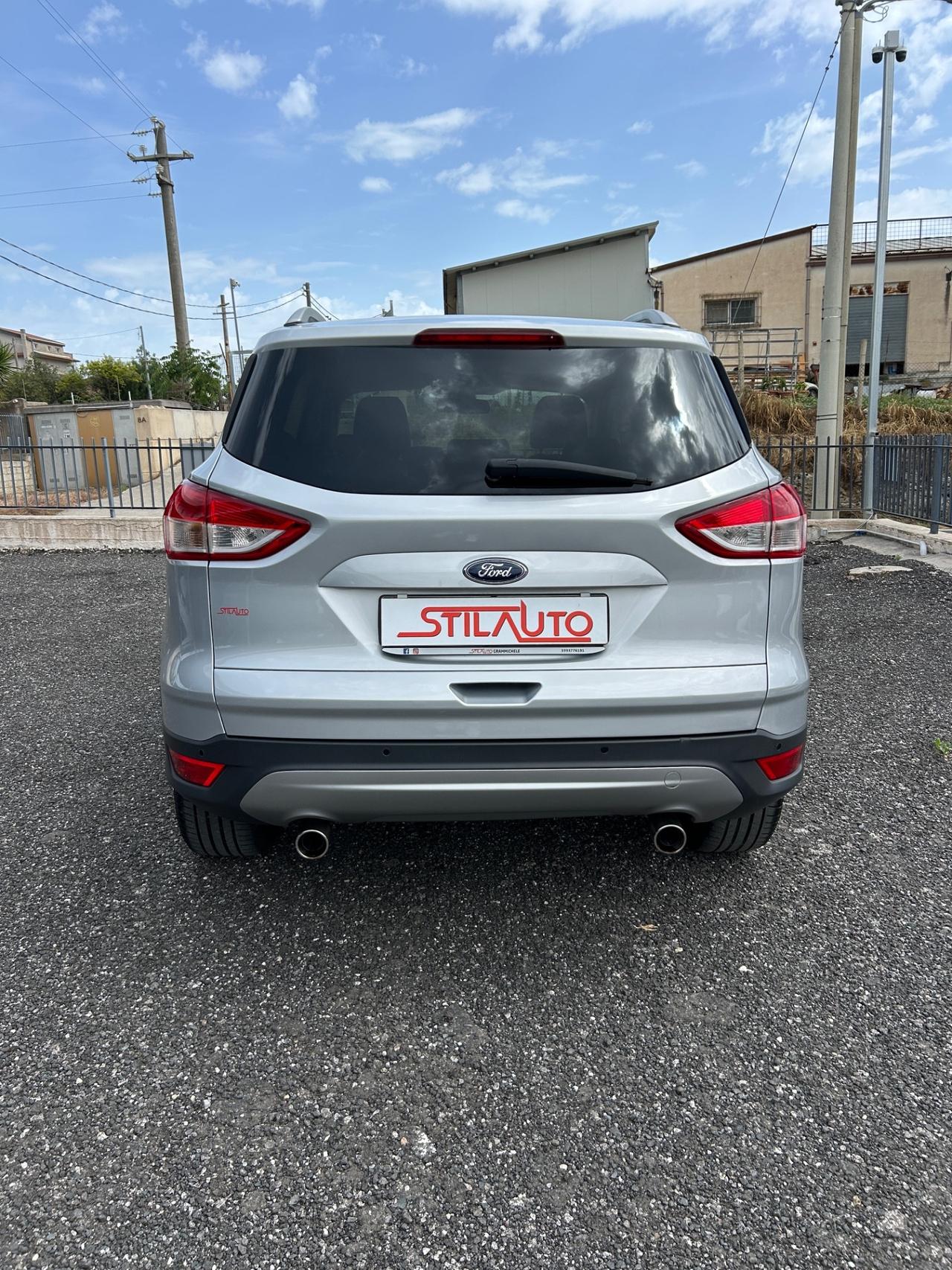 Ford Kuga 2.0 TDCI 140 CV 4WD Titanium