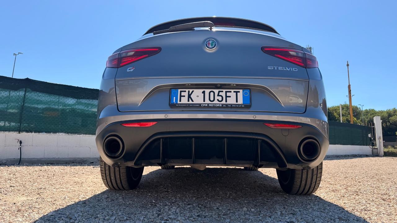 Alfa Romeo Stelvio 2.0 Turbo 280 CV AT8 Q4 First Edition