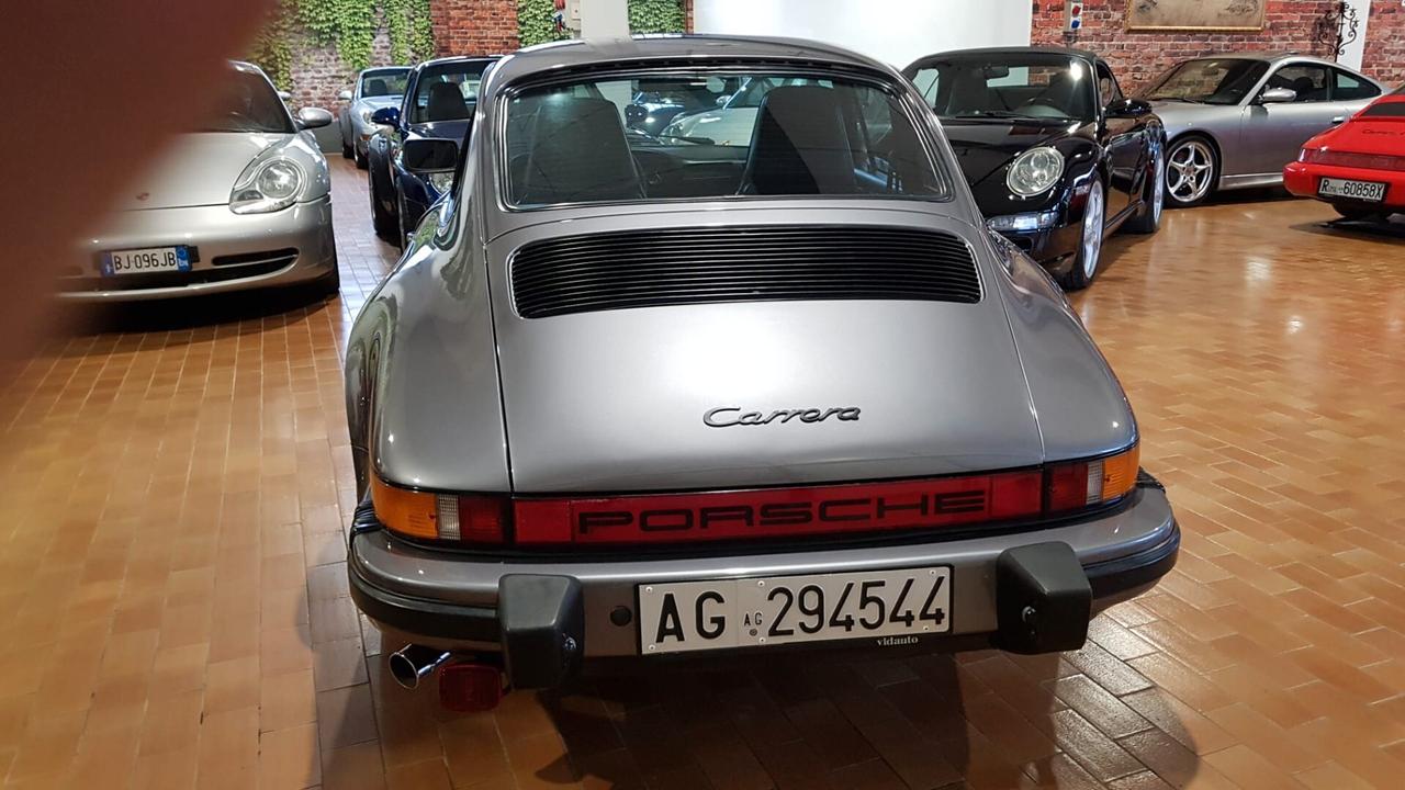 911 Porsche 3200 Carrera Coupè Book Conservatissima