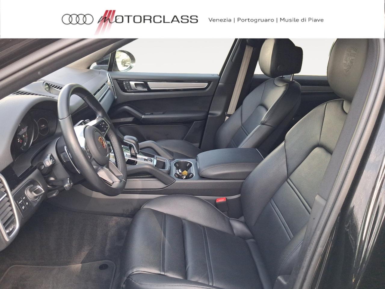 Coupe 3.0 V6 e-hybrid Tiptronic