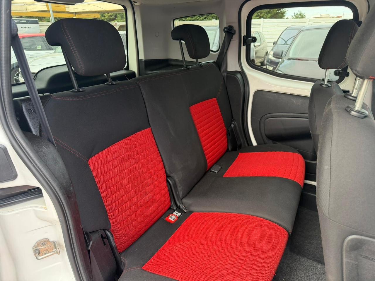 Fiat Qubo 1.3 MJT 95 CV Trekking