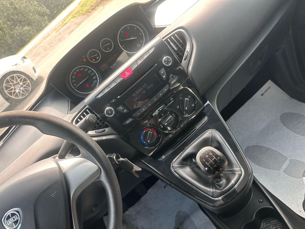 Lancia Ypsilon 1.3 MJT 16V 95 CV 5 porte S&S Elefantino