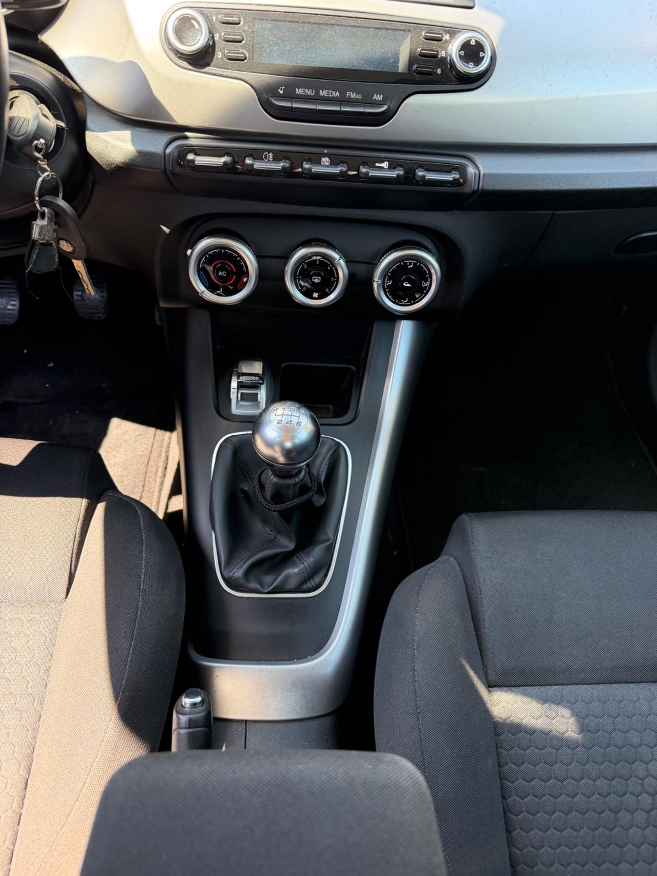 Alfa Romeo Giulietta 1.6 JTDm-2 105 CV Exclusive