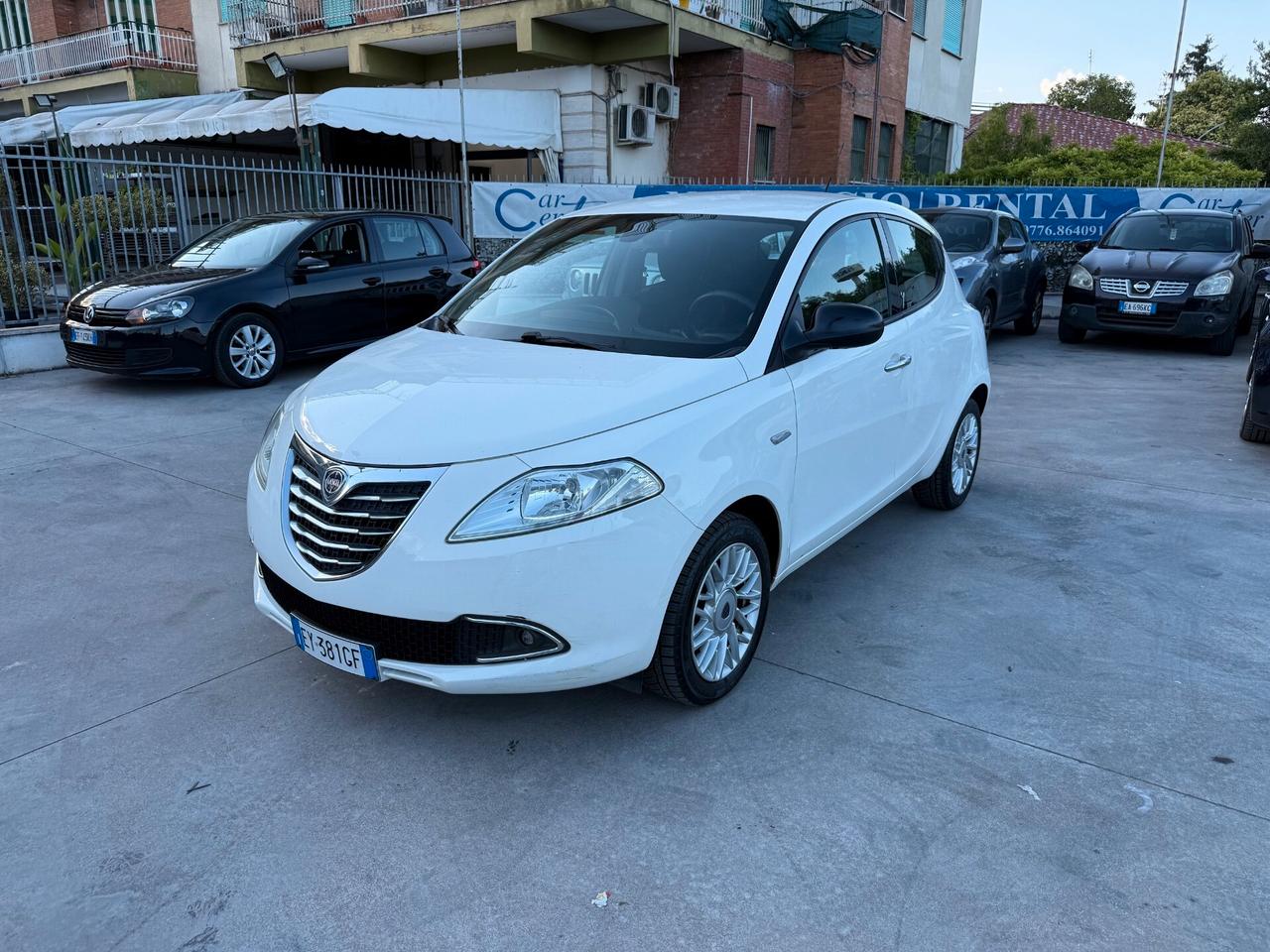 YPSILON 1.2 BENZ. ANNO 2015 EURO 6-OK NEOP.