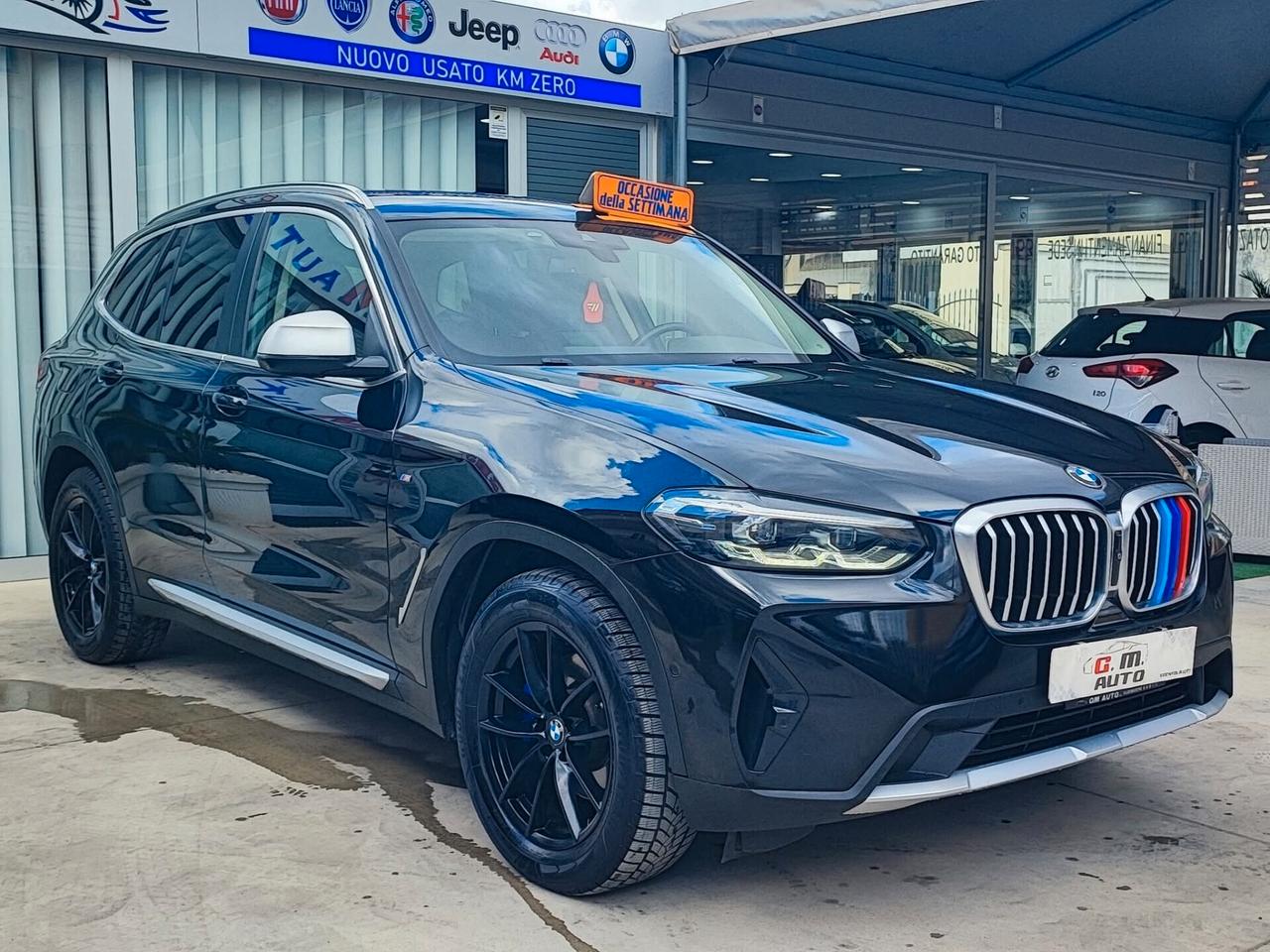 BMW X3 con telecamere perimetrali 2022