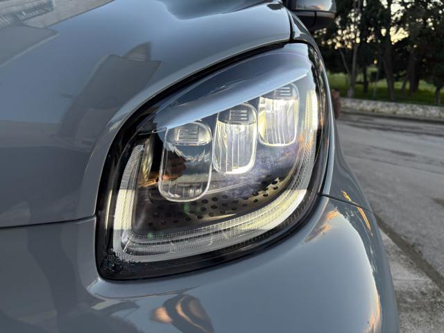 SMART ForTwo EQ Prime 22KW-INTERNI IN PELLE-SEDILI RISCAL.
