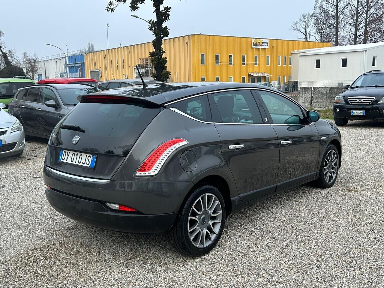 Lancia Delta 2.0 MJT DPF Platino 165CV