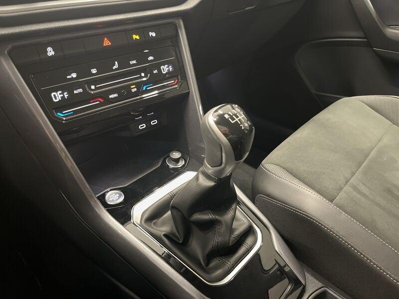 Volkswagen T-Roc Nuovo Style 1.0 TSI kW ( CV) Manuale