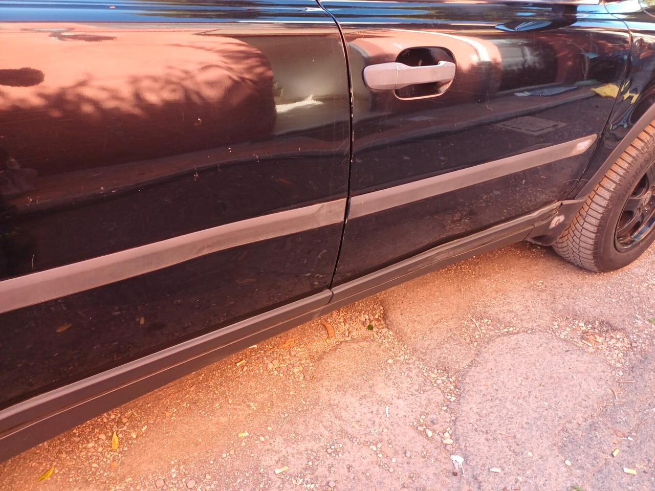 Volvo XC 90 XC90 2.4 D5 185 CV AWD 7 POSTI 4X4