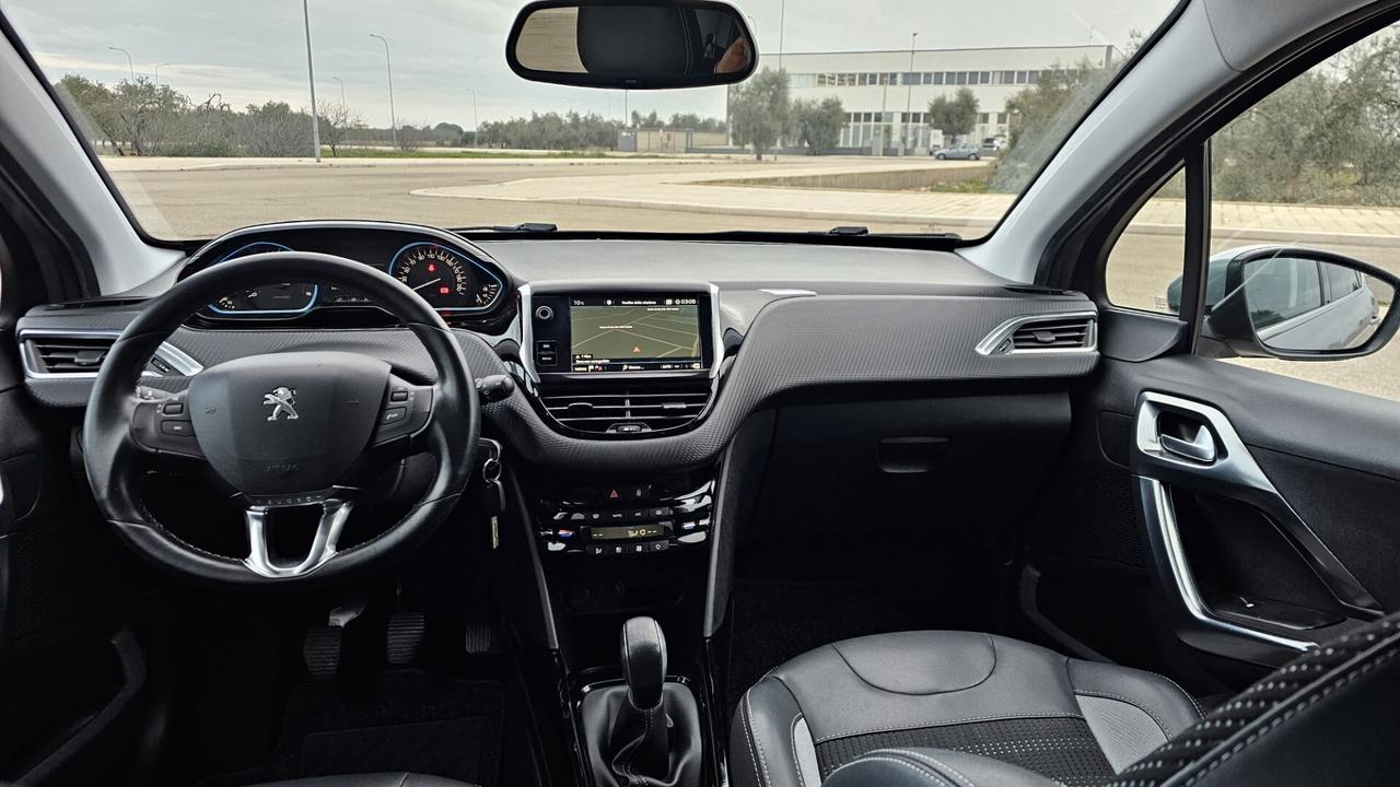 Peugeot 2008 BlueHDi 100 Allure