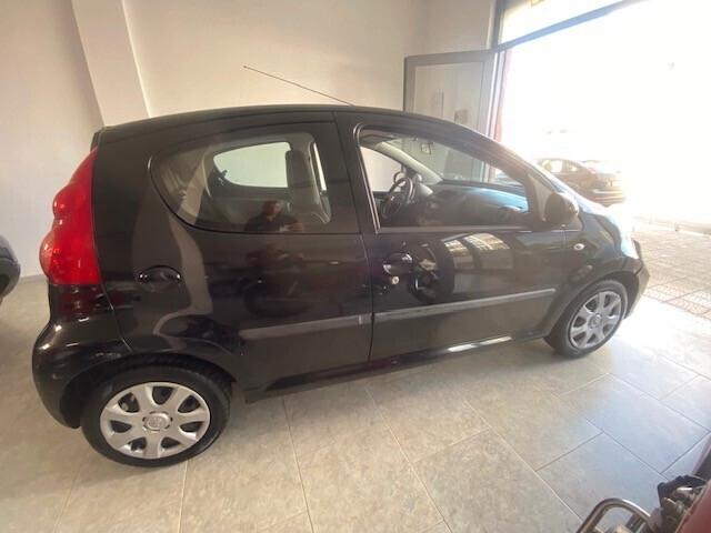 Peugeot 107 1.0 68CV 5p. Desir