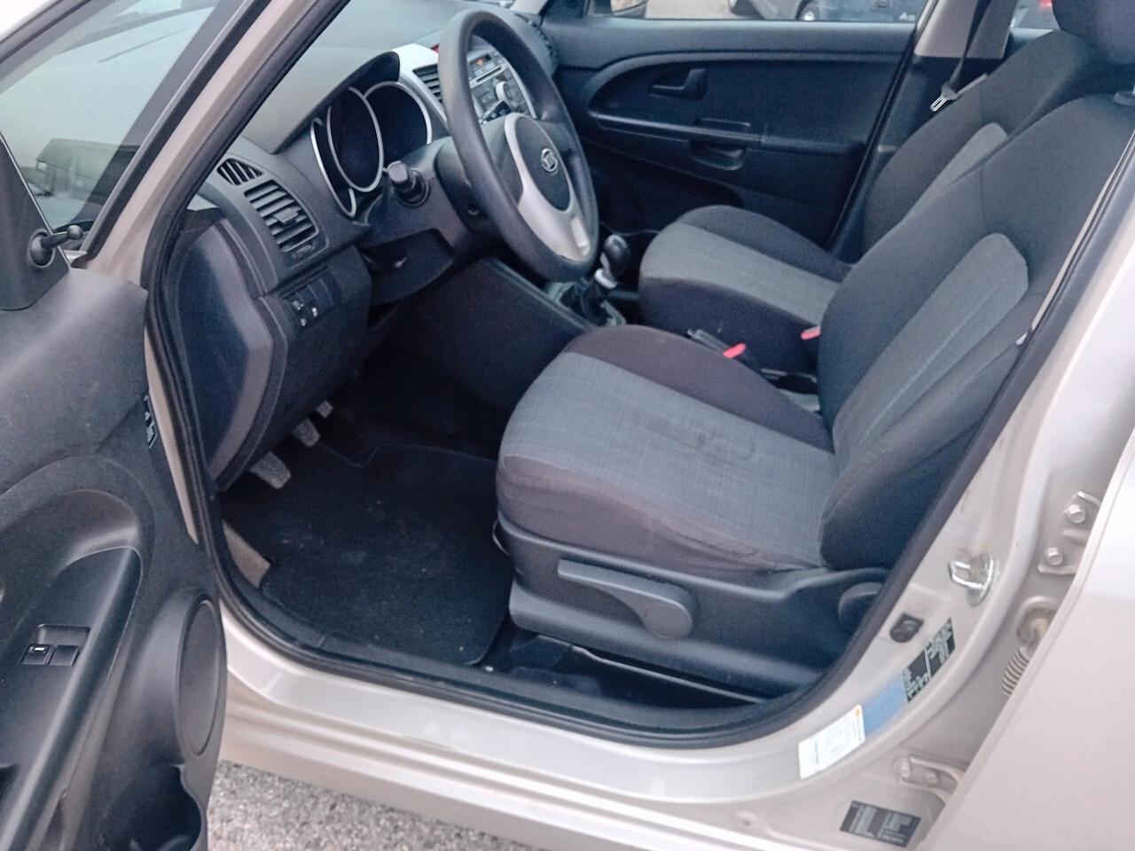 Kia Venga 1.4 CRDi 77CV WGT LX