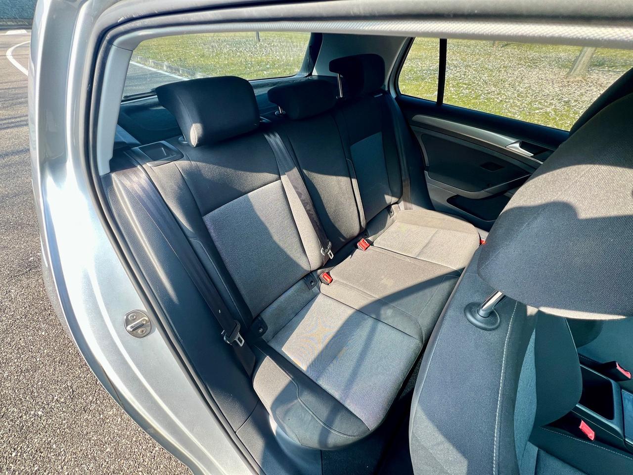 Volkswagen Golf 1.2 Benzina Ok Neopatentati