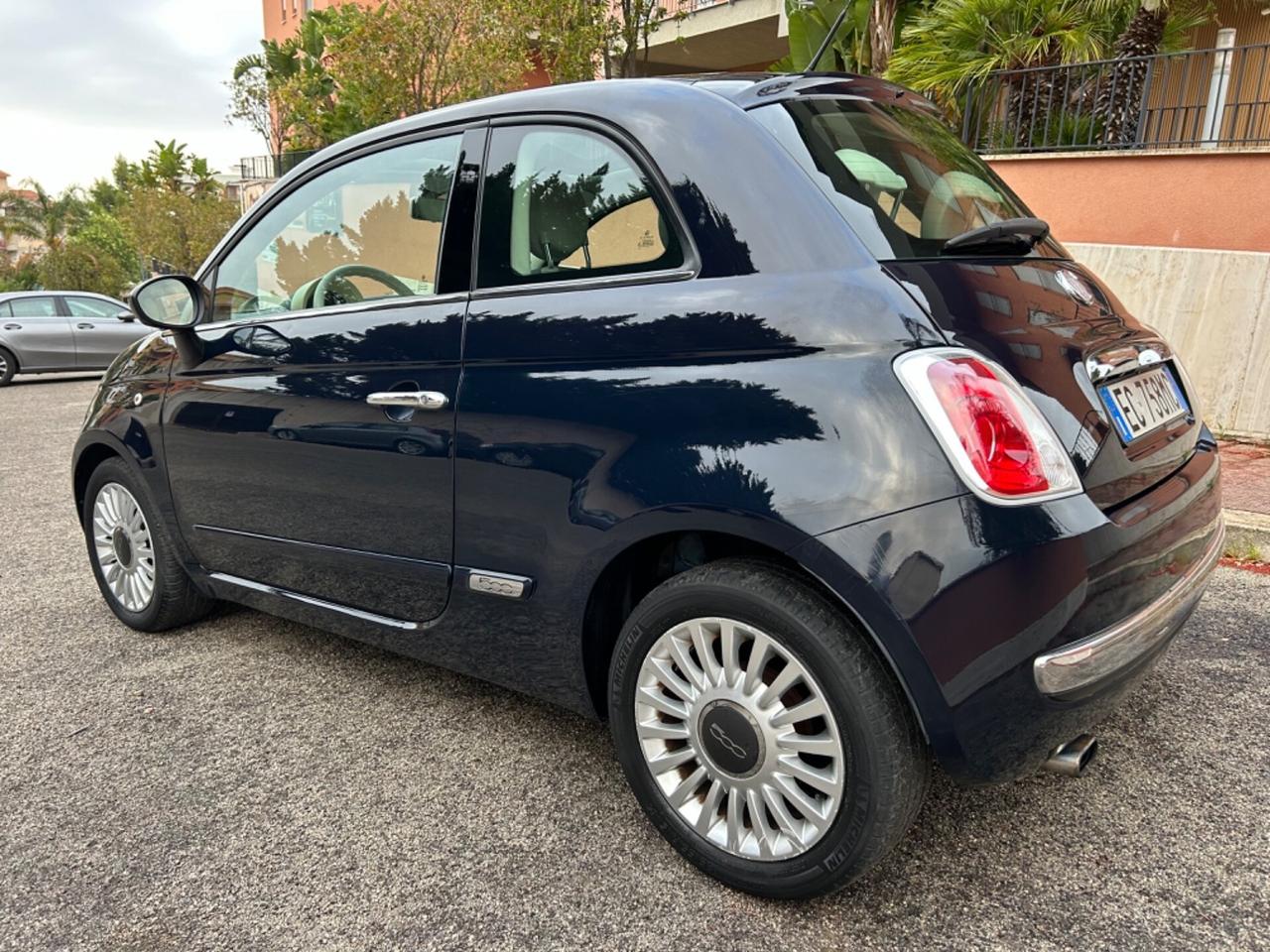 Fiat 500 1.2 Lounge ideale per neo patentati