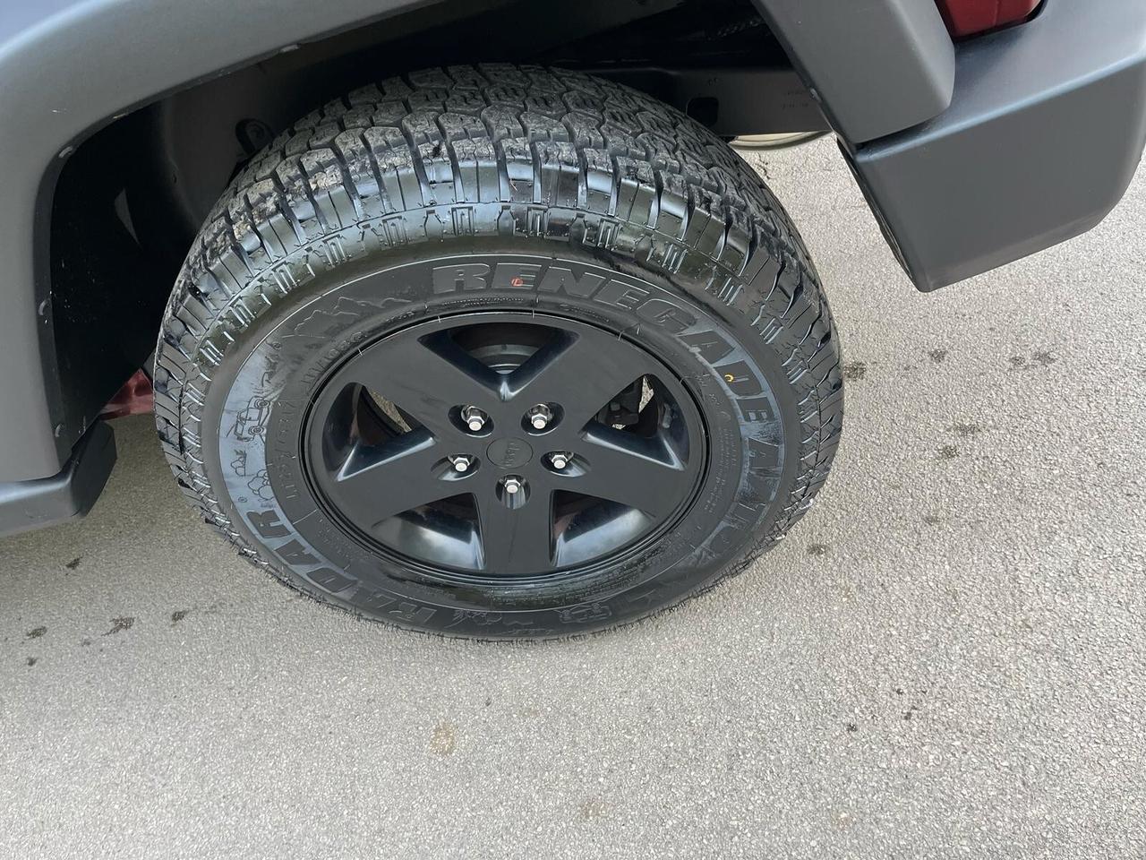 Jeep Wrangler 3.8 Sahara Auto DA VETRINA