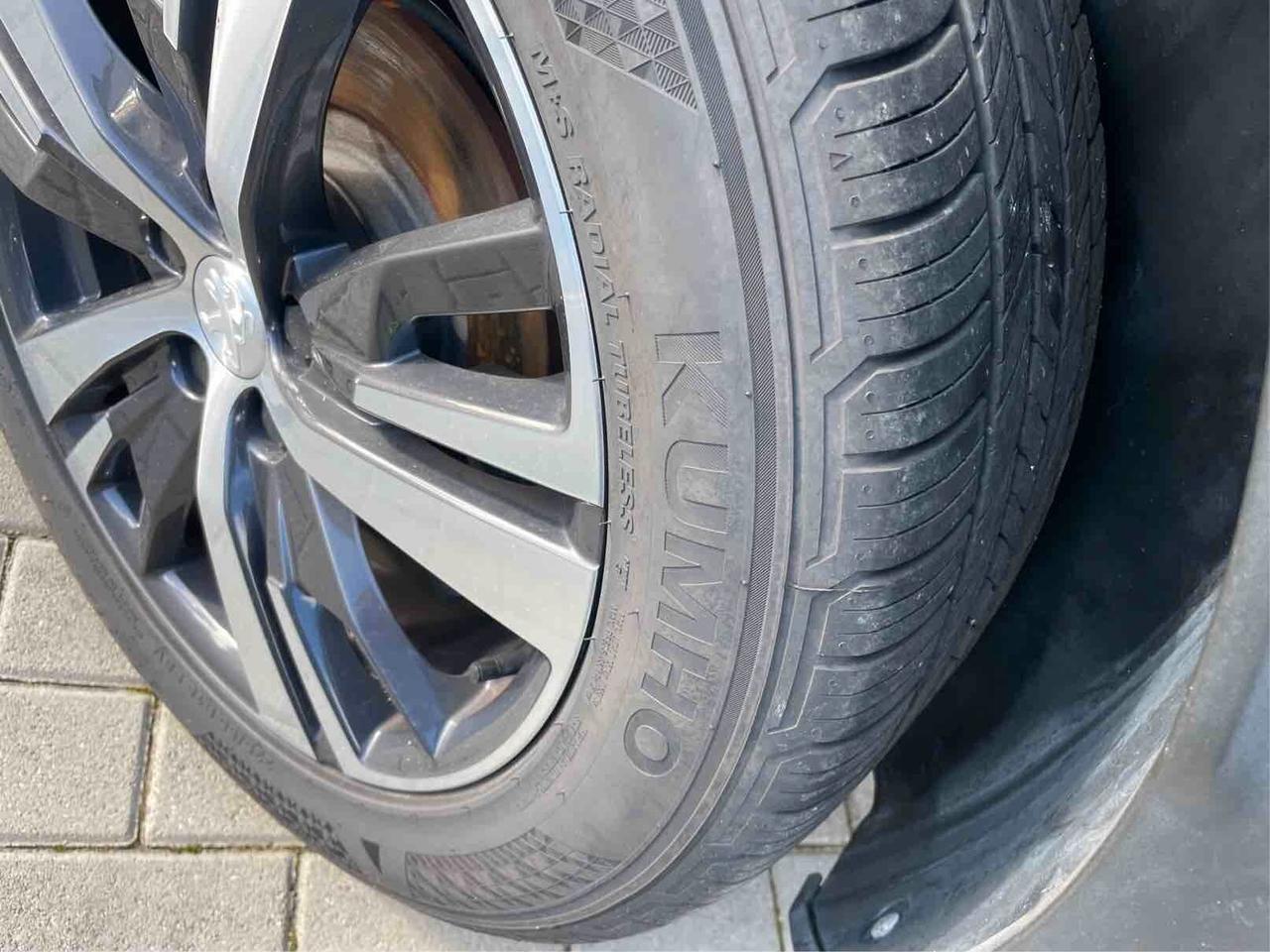 Peugeot 3008 BlueHDi 130 S&S EAT8 Allure Pack