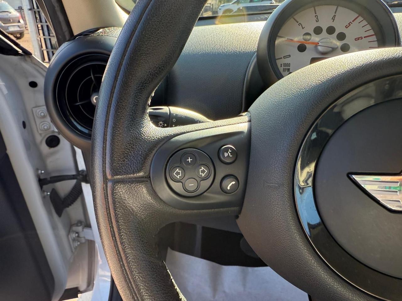 Mini Cooper D Countryman 2.0D Aut.*UNICO PROPRIETARIO