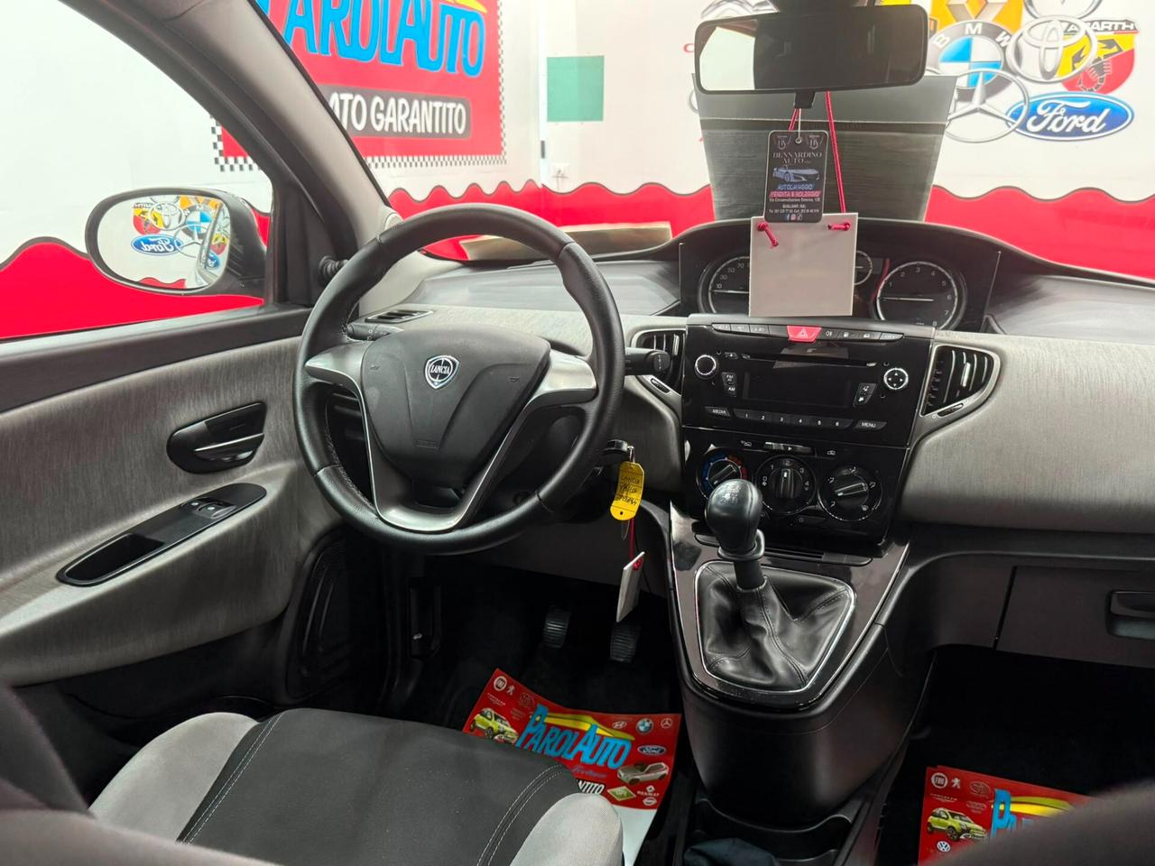 Lancia Ypsilon 1.2 69cv GPL Ecochic - 2012