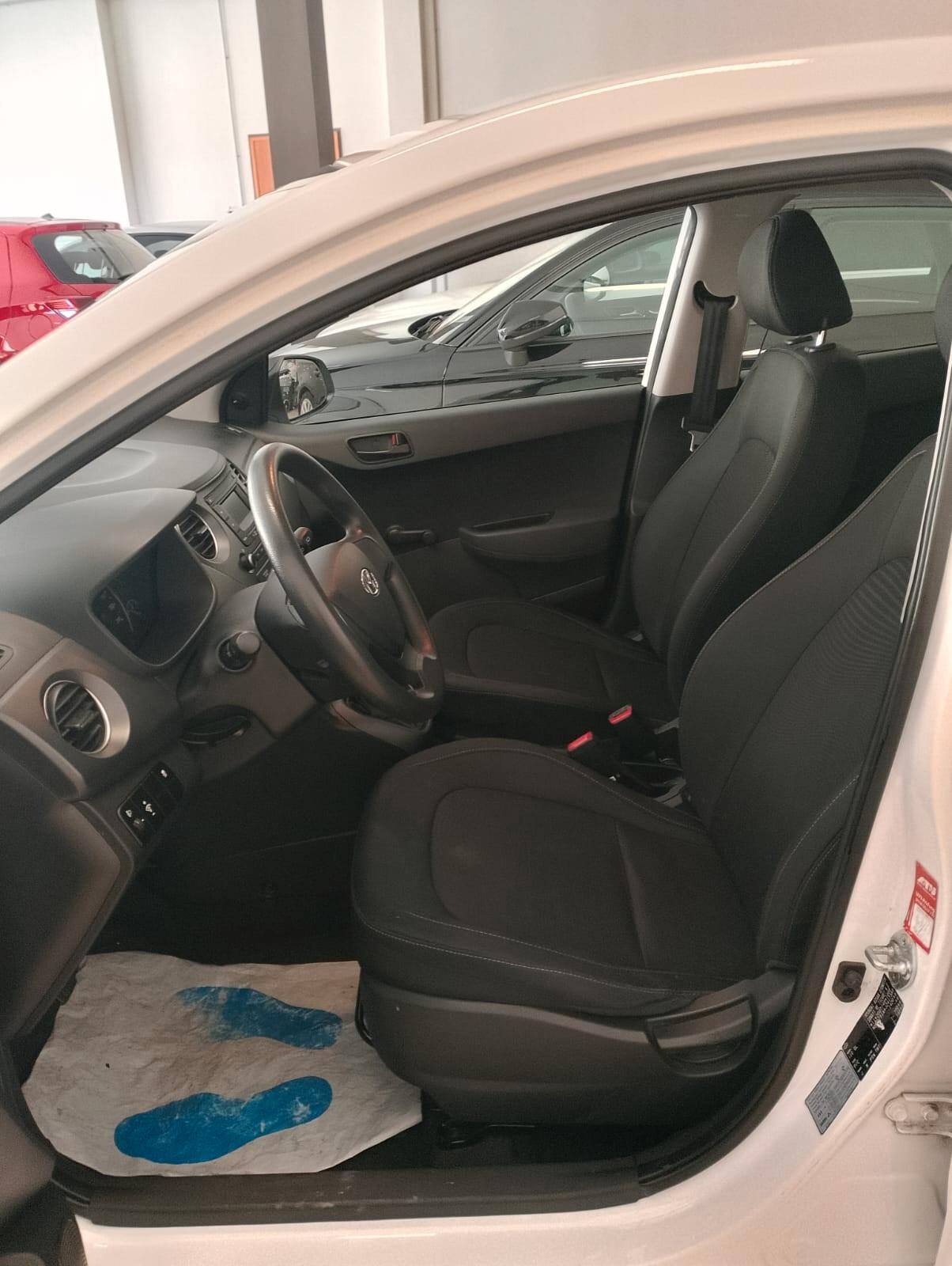 Hyundai i10 1.0 MPI OK NEOPATENTATI OFFERTA