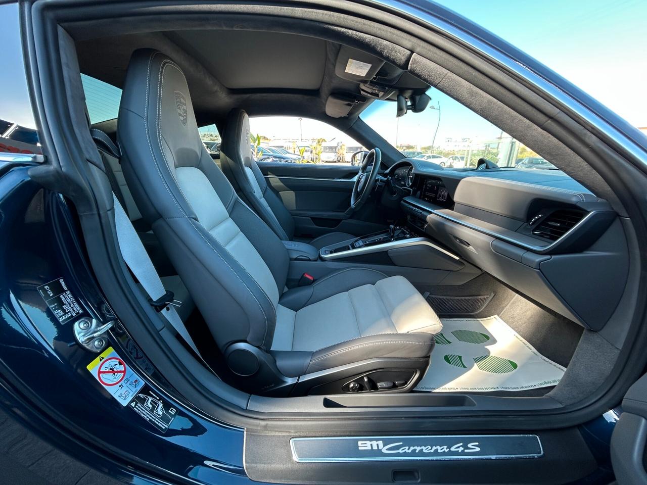 Porsche 911 992 Coupe 3.0 Carrera 4S auto