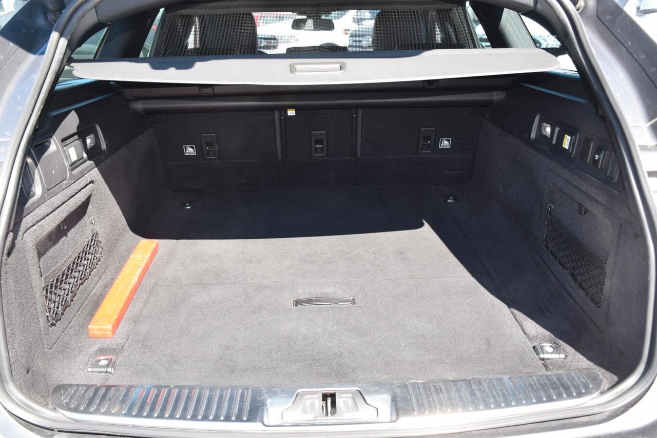 Jaguar XF Sportbrake 4X4 2.0D 180CV AWD automatica Prestige NAVI CRUISE SENSORI CAM PELLE BT