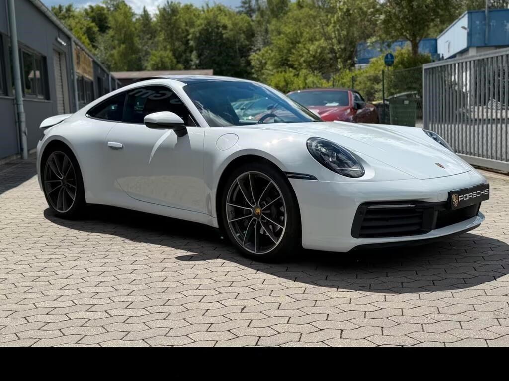 Porsche 911 Carrera 992