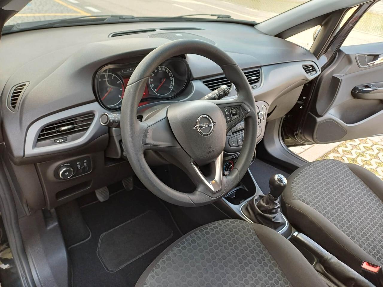 Opel Corsa 1.2 5 porte Innovation