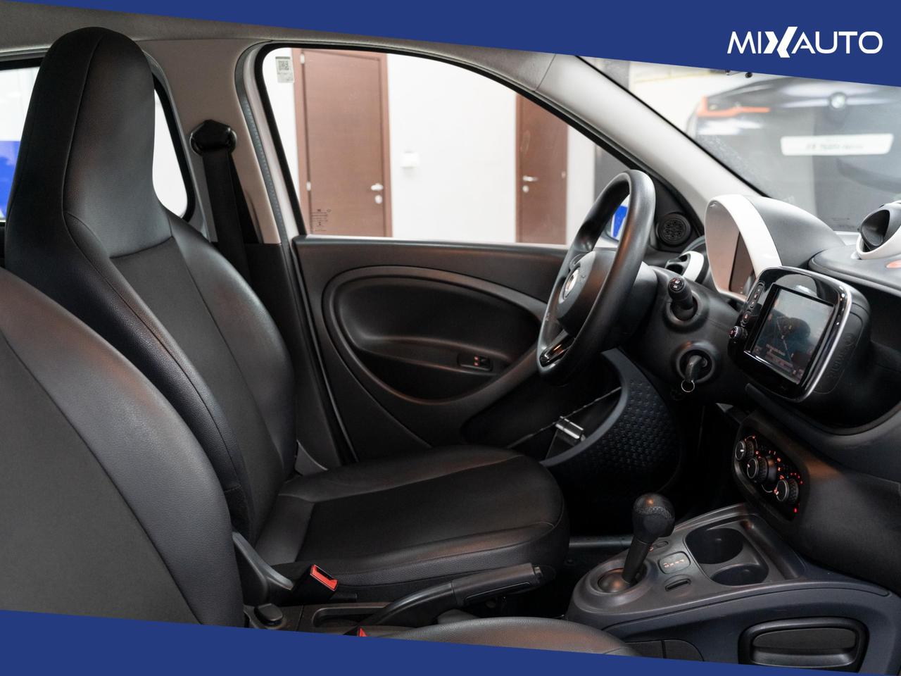 Smart ForFour 1.0 Youngster 71cv Twinamic