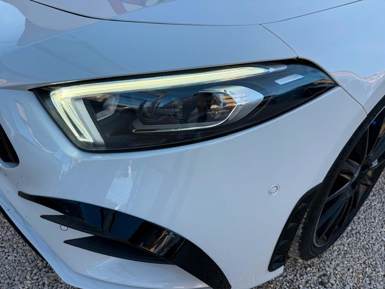 Mercedes-benz A 200d Automatic Premium Amg 2021