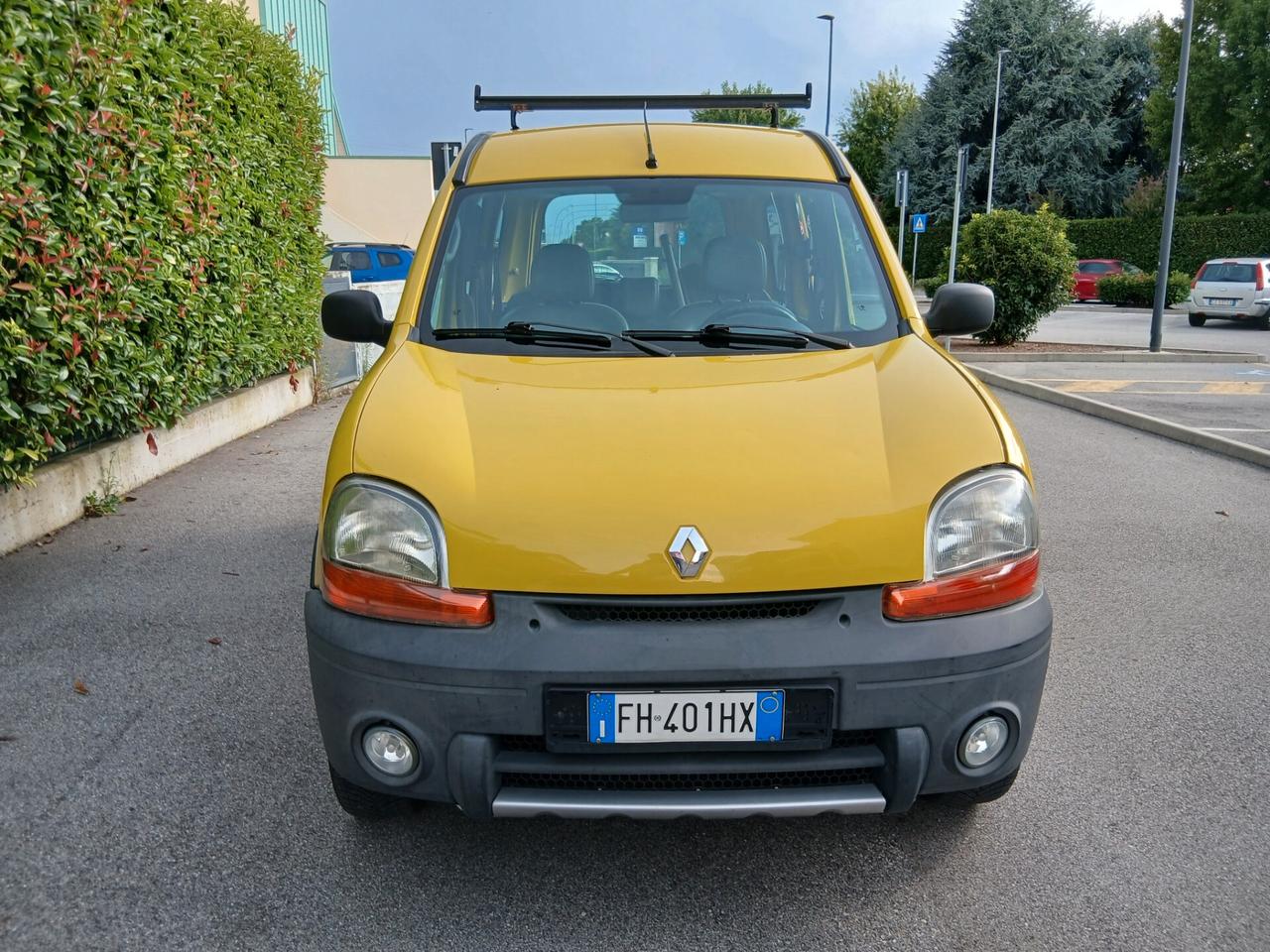 Renault Kangoo 1.9 dCi 4x4 5p. Privilège con GANCIO TRAINO