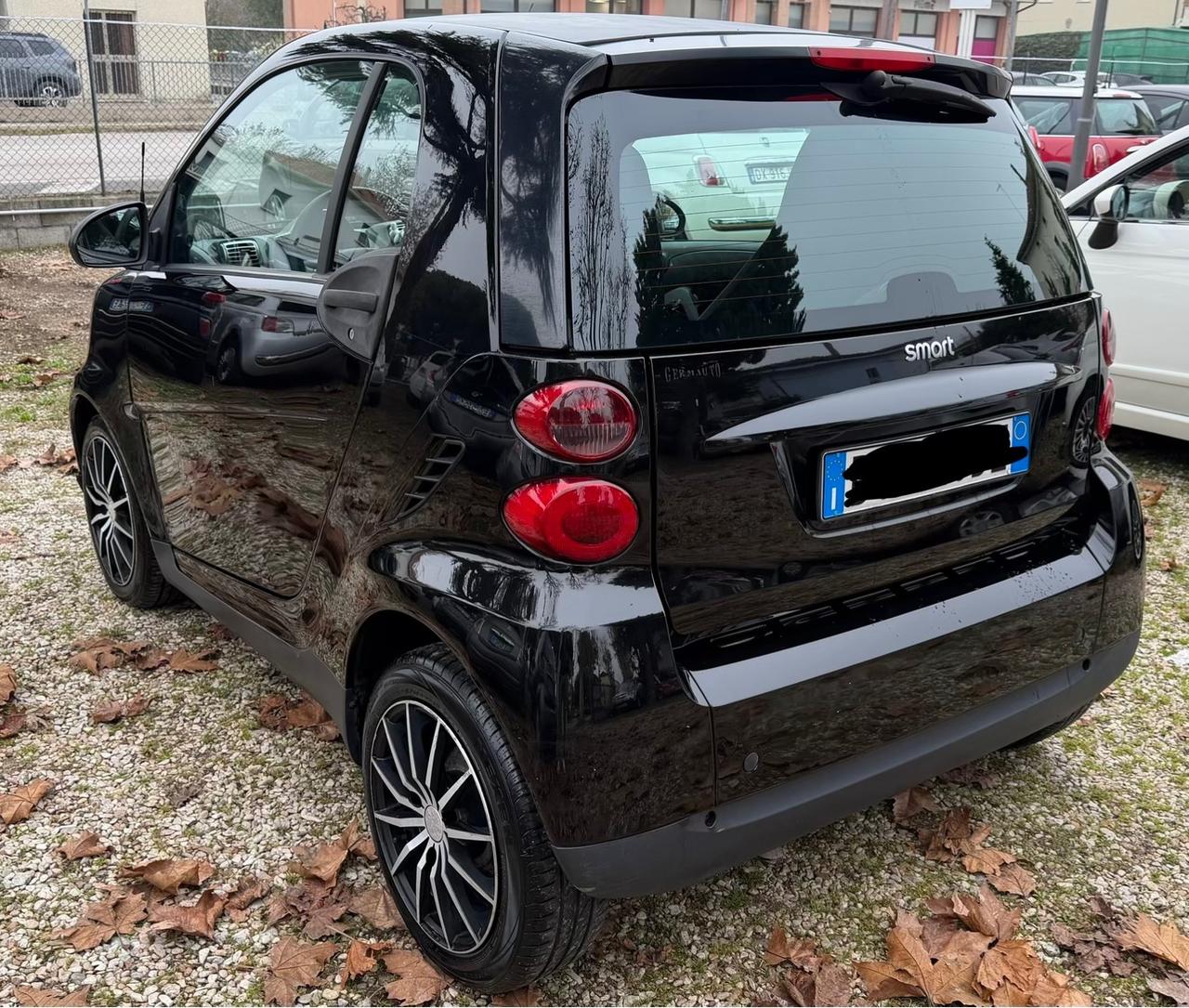 Smart ForTwo 800 40 kW coupé passion cdi