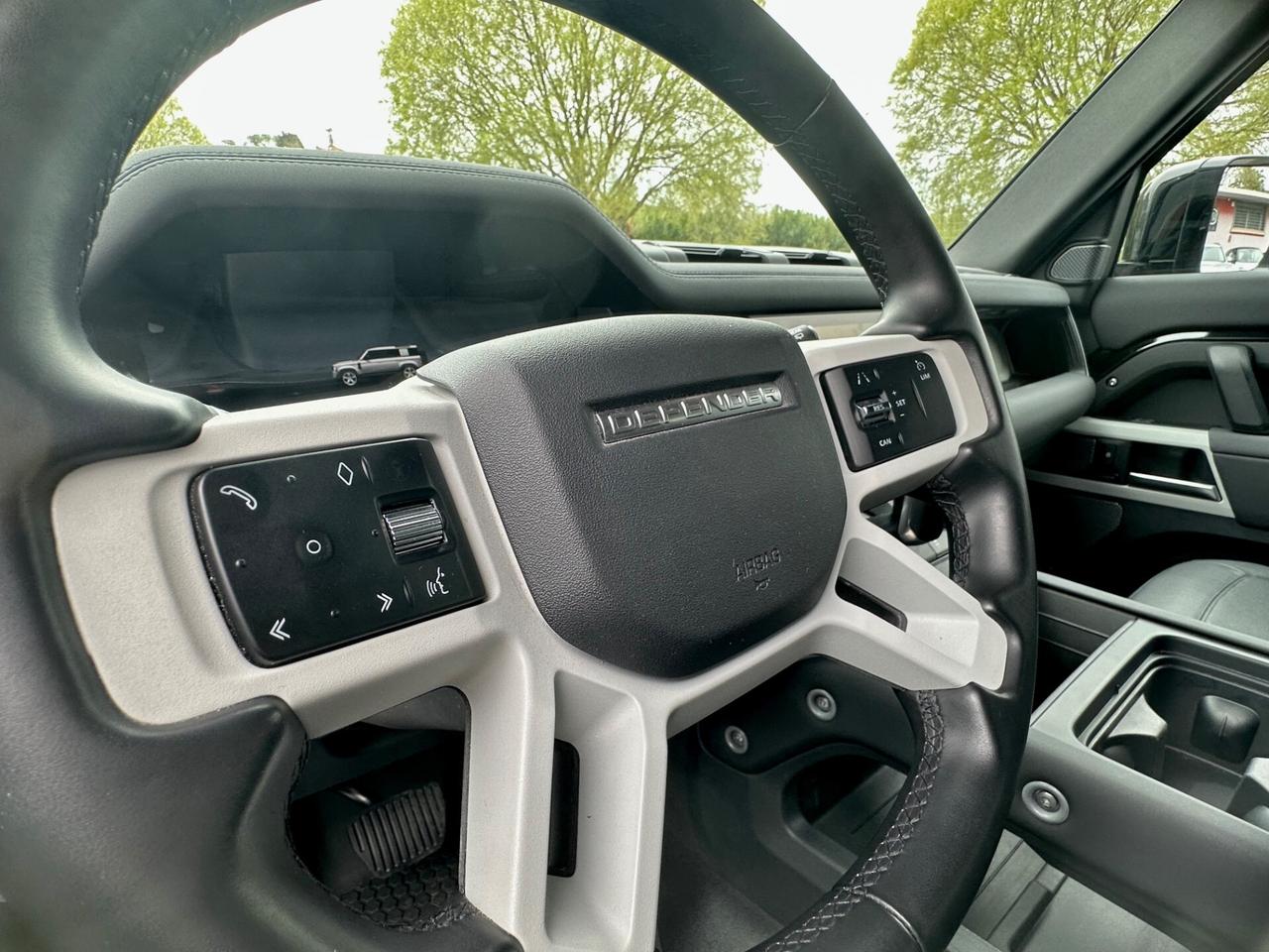Land Rover Defender 110 3.0D I6 200 CV AWD Auto X-Dynamic SE Sospensioni Balck Edition Permute Rate Garantita