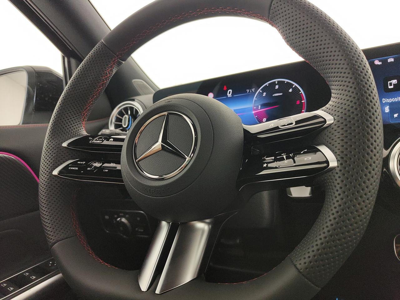 Mercedes-Benz GLA 200 d