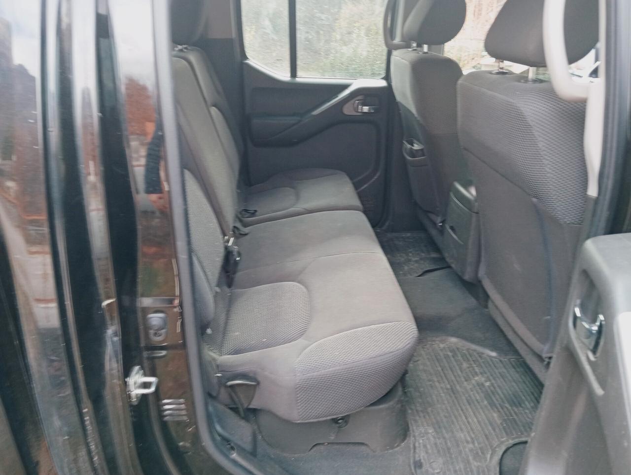 Nissan Navara 2.5 dCi 4 porte Double Cab SE